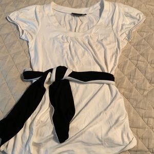 Limited short sleeve white top with black and white waist tie, S, no defects